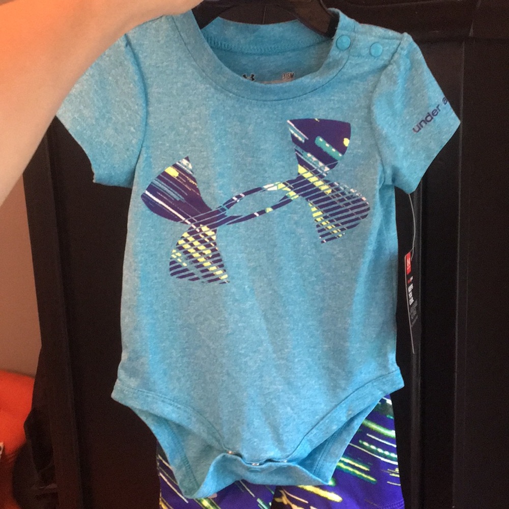 NEW Under armour 2 pc set